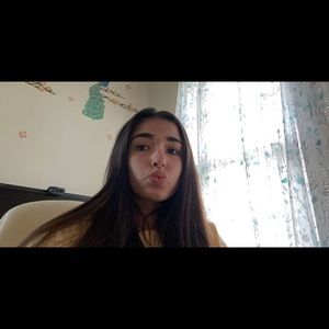 Meet your Posher, Breana